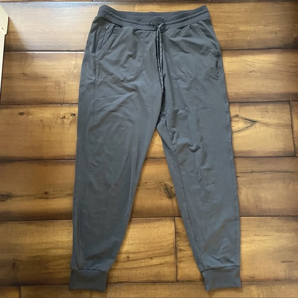 Zella Live In Gray Pocket Joggers, Medium - Picture 2 of 7